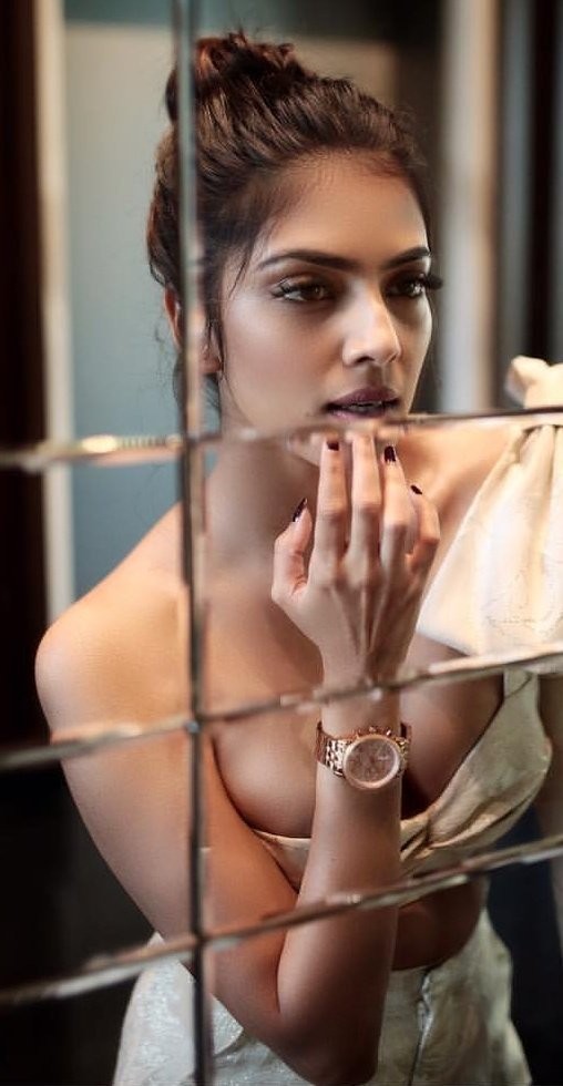 malavika-mohanan-sexy-thefappening-pro-3 Malavika Mohanan Tits