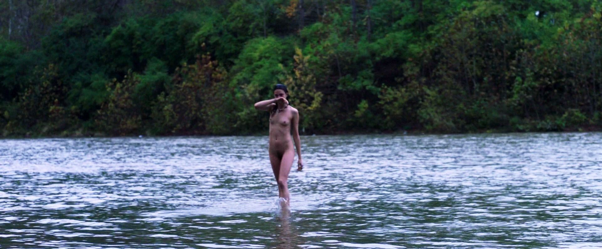 margaret-qualley-nude-topless-6 margaret qualley nude topless 6