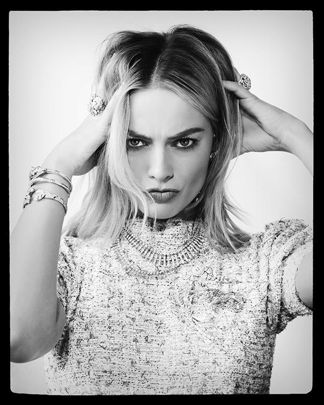 margot robbie chanel sexy 3