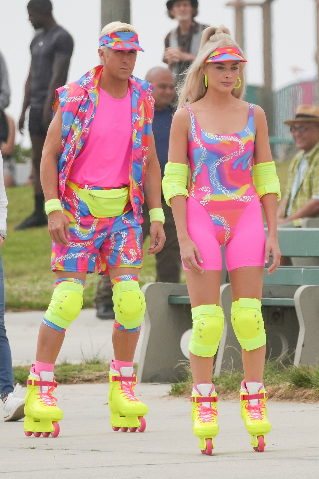 margot-robbie-hot_barbie-bts-thefappening-cfd-16 margot robbie hot barbie bts thefappening cfd 16