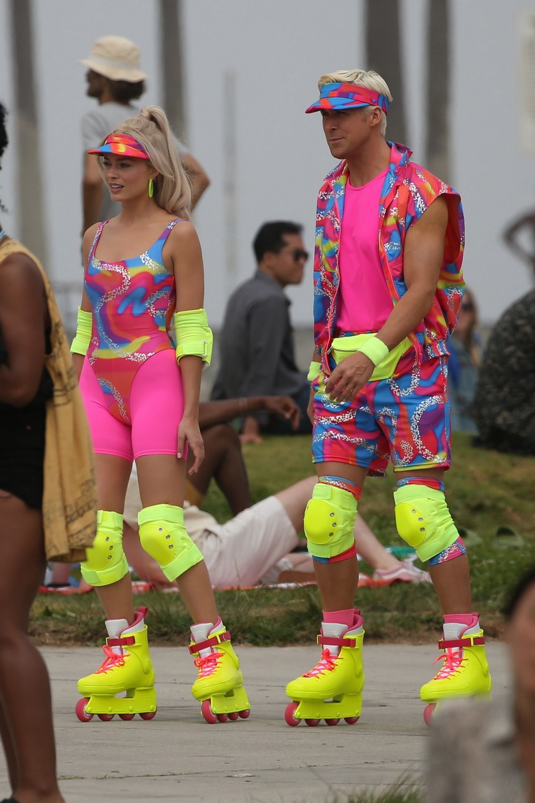 margot-robbie-hot_barbie-bts-thefappening-cfd-9 margot robbie hot barbie bts thefappening cfd 9