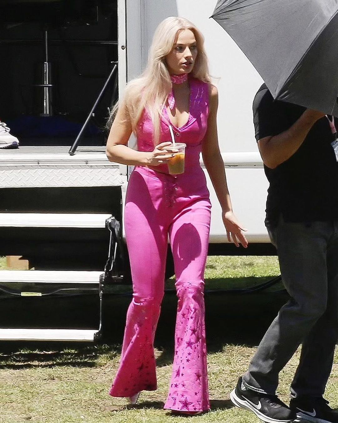 margot-robbie-sexy-barbie-thefappening-cfd-4 margot robbie sexy barbie thefappening cfd 4