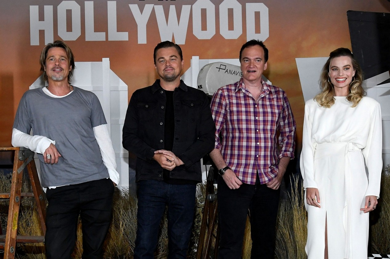 margot-robbie-sexy-once-upon-a-time-11 Margot Robbie Brad Pitt