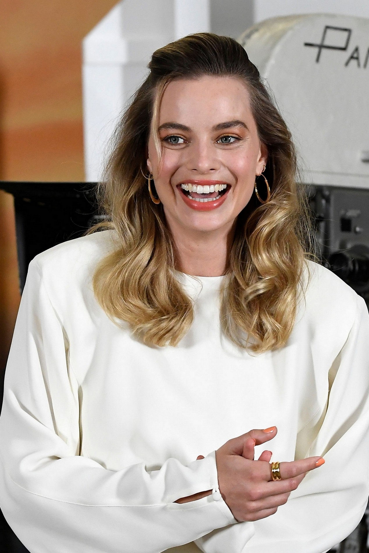 margot-robbie-sexy-once-upon-a-time-13 Margot Robbie Sexy