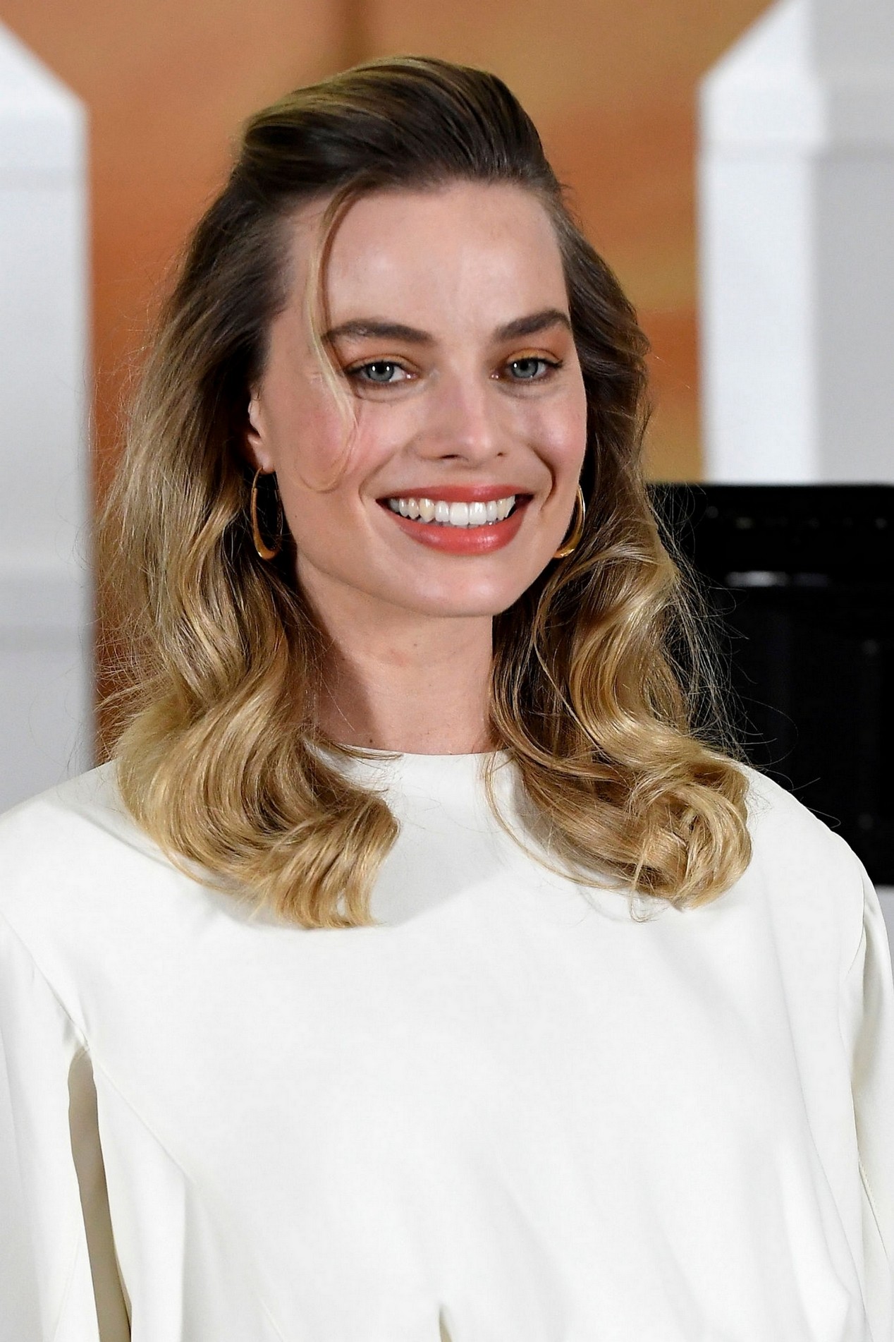 margot-robbie-sexy-once-upon-a-time-26 margot robbie sexy once upon a time 26