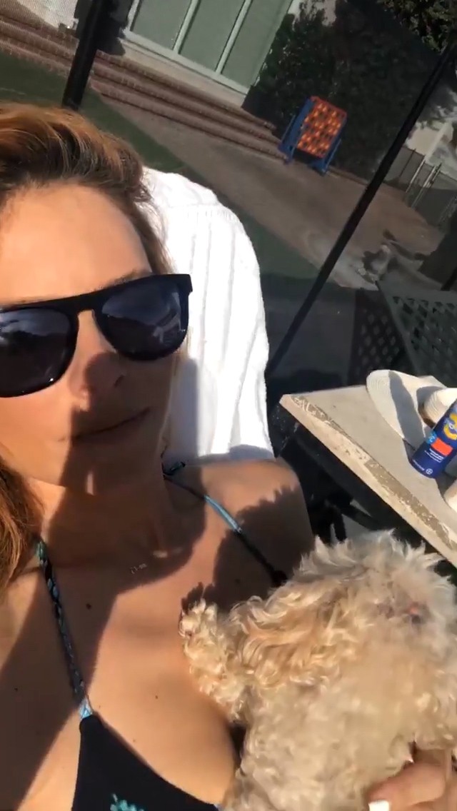 maria-menounos-hot-bikini-top-1 maria menounos hot bikini top 1
