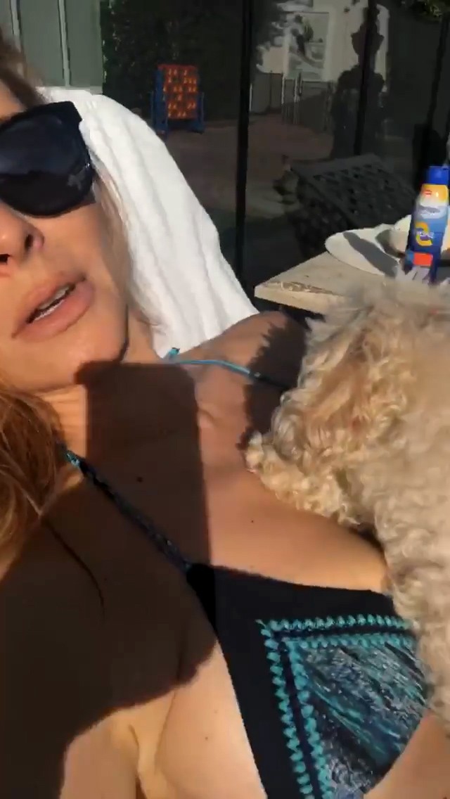 maria-menounos-hot-bikini-top-3 maria menounos hot bikini top 3