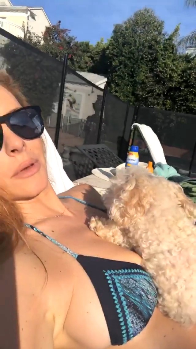maria-menounos-hot-bikini-top-4 maria menounos hot bikini top 4