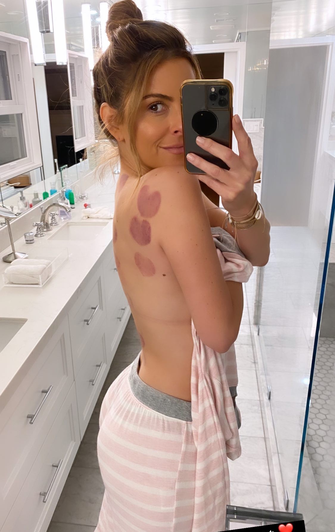 maria-menounos-sexy-thefappening-cfd-4 Maria Menounos Topless Selfie