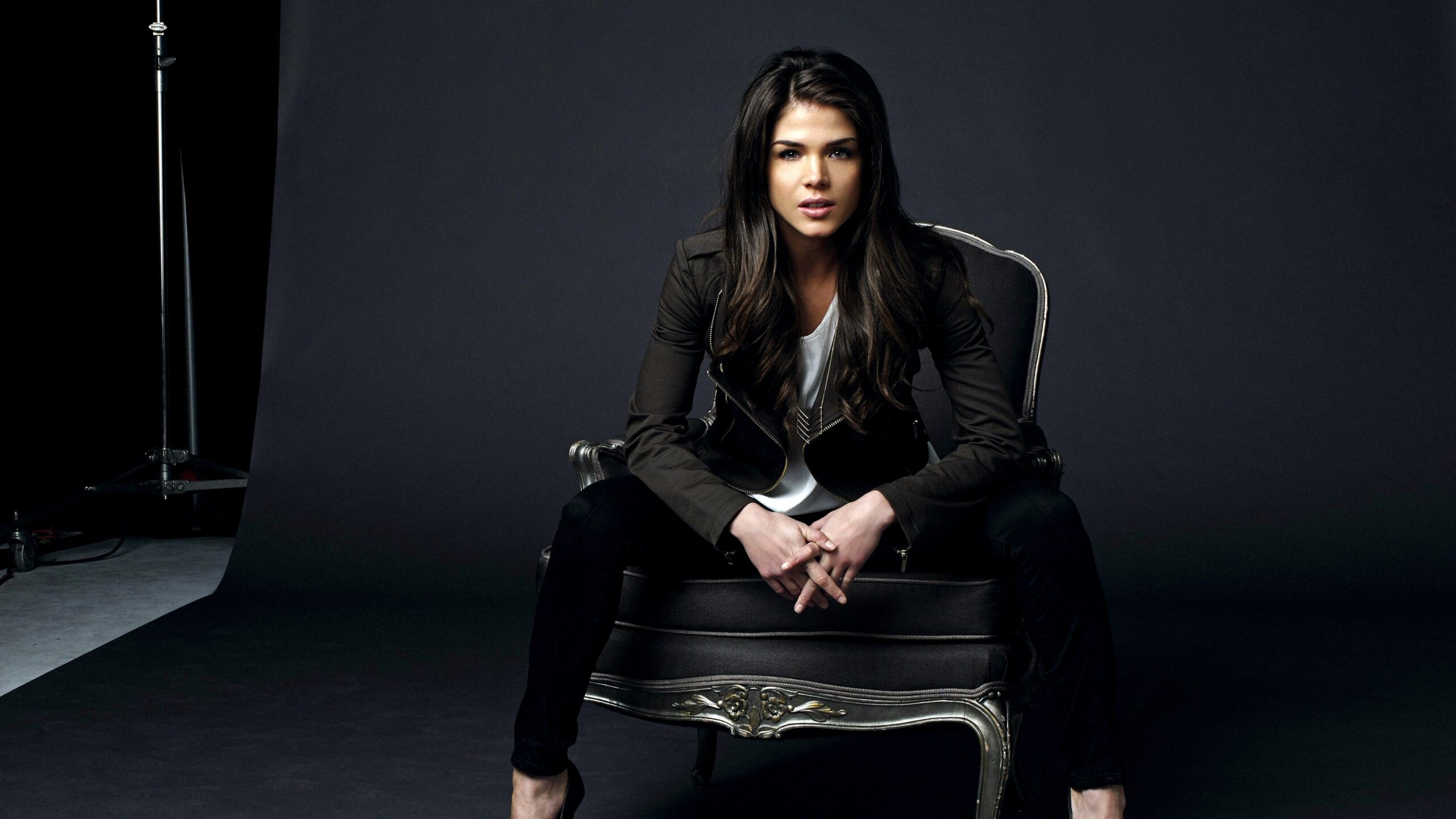 marie-avgeropoulos-sexy-fappening-28 Marie-Avgeropoulos-Sexy-Fappening-28