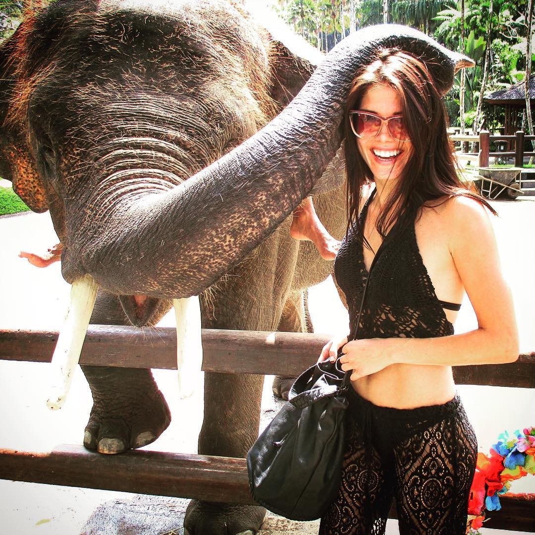marie-avgeropoulos-sexy-fappening-9 Marie-Avgeropoulos-Sexy-Fappening-9