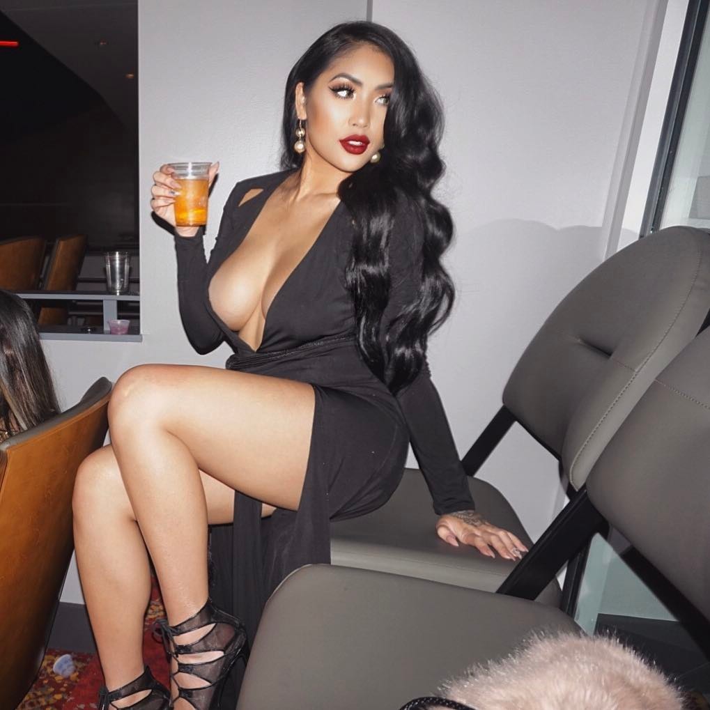 marie-madore-32-topless-thefappening-pro_ marie madore 32 topless thefappening pro