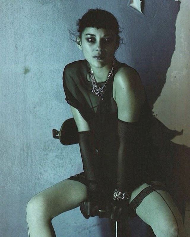 marion-cotillard-nude-sexy-48 marion-cotillard-nude-sexy-48