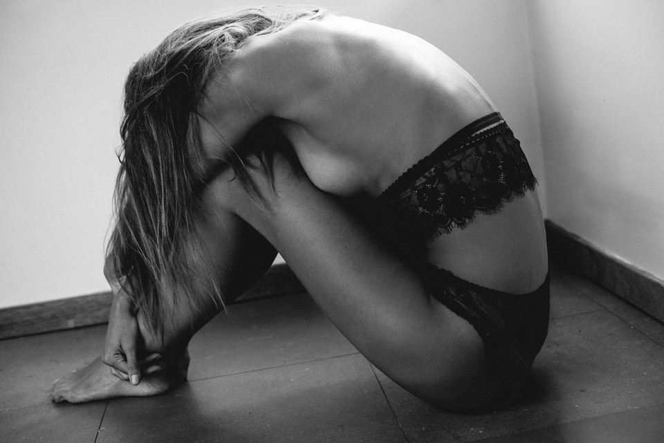 Marisa-Papen-Topless-4