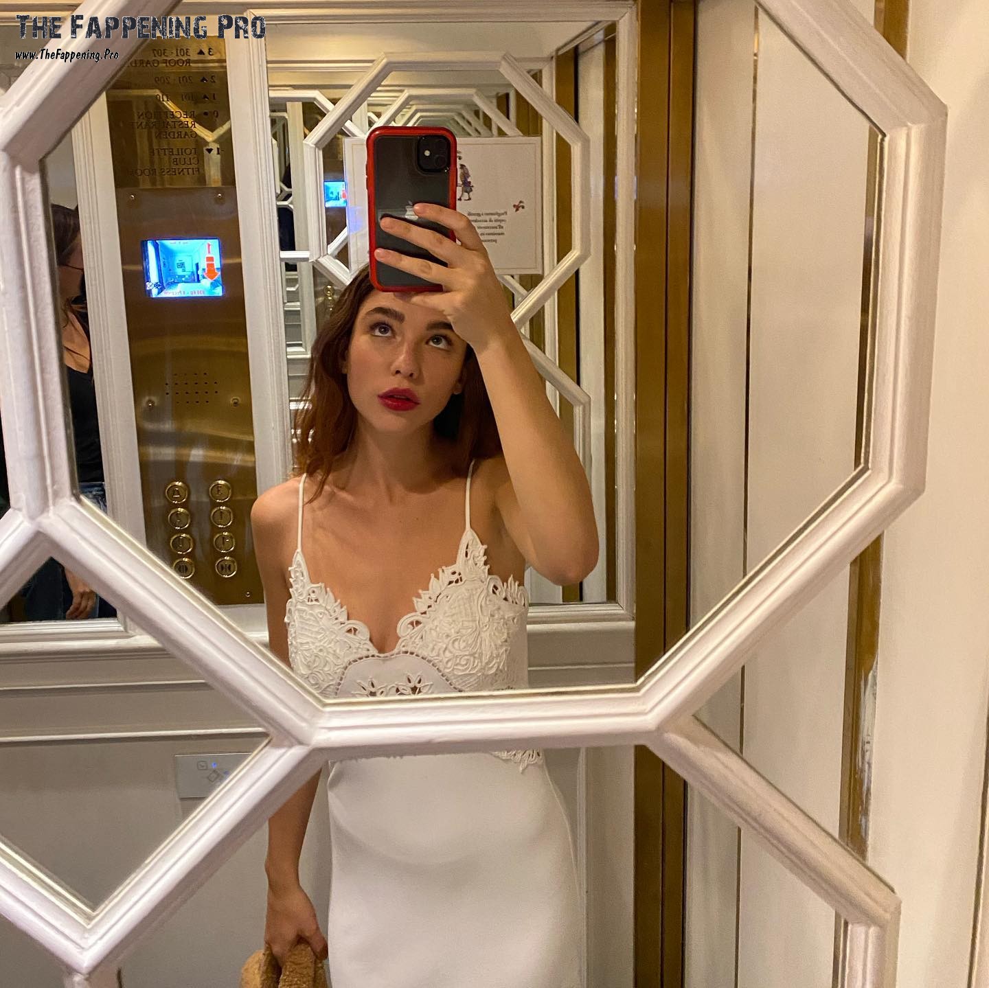 matilda-de-angelis-sexy-thefappening-cfd-5 Matilda De Angelis Selfie