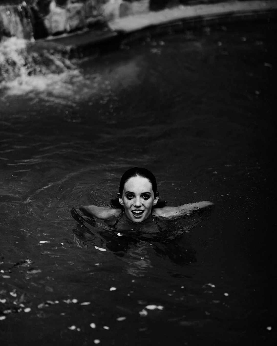 maya-hawke-topless-thefappening-cfd-1 maya hawke topless thefappening cfd 1