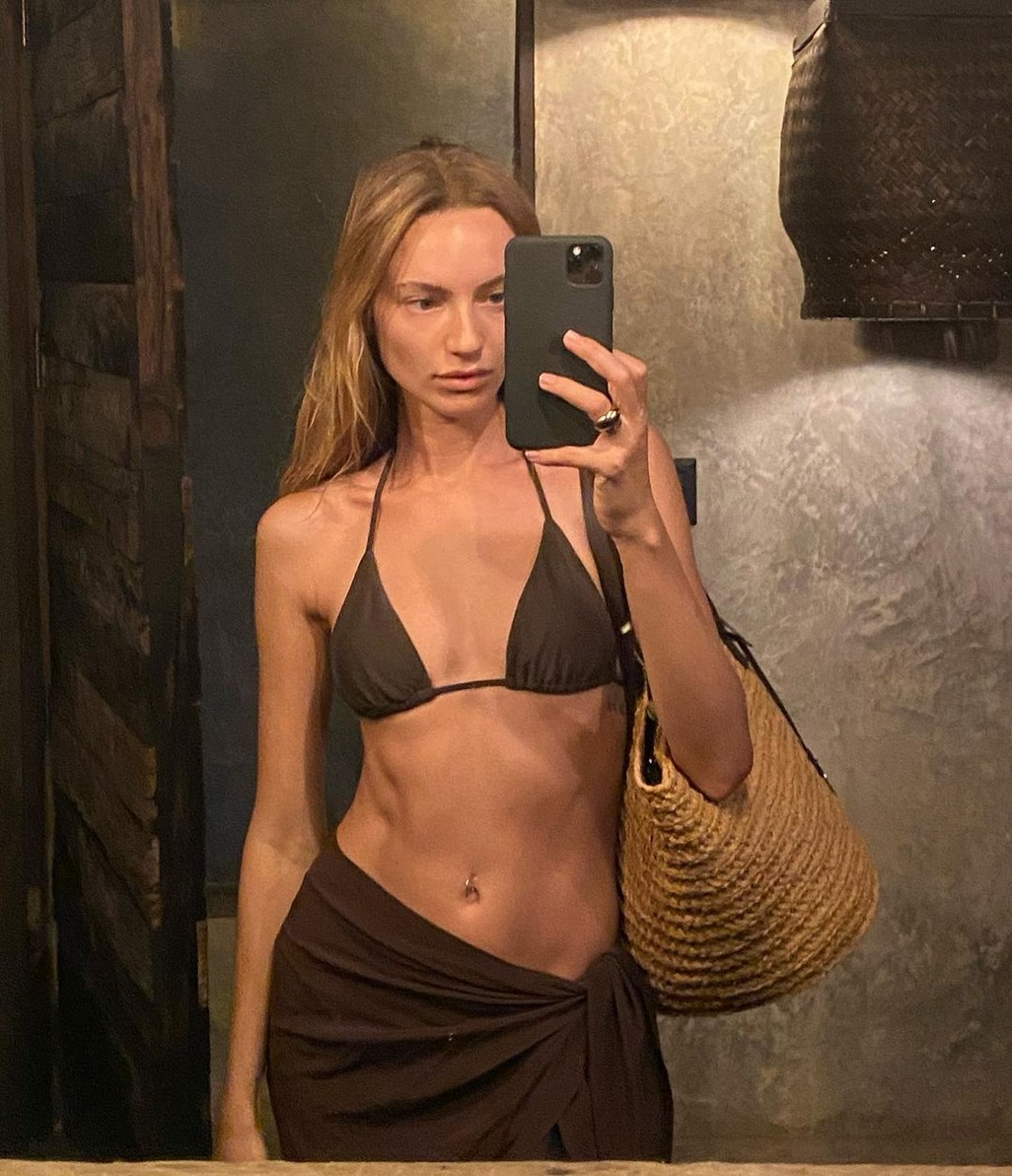 maya-stepper-sexy-thefappening-cfd-16 Maya Stepper Selfie