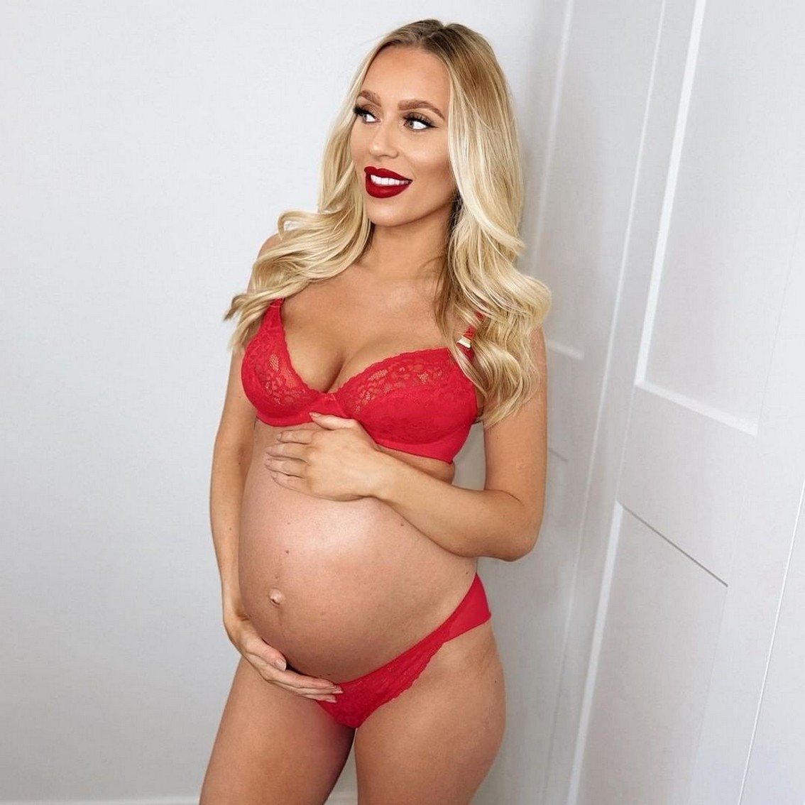 megan-christie-sexy-thefappening-cfd-1 Megan Christie Pregnant In Lingerie