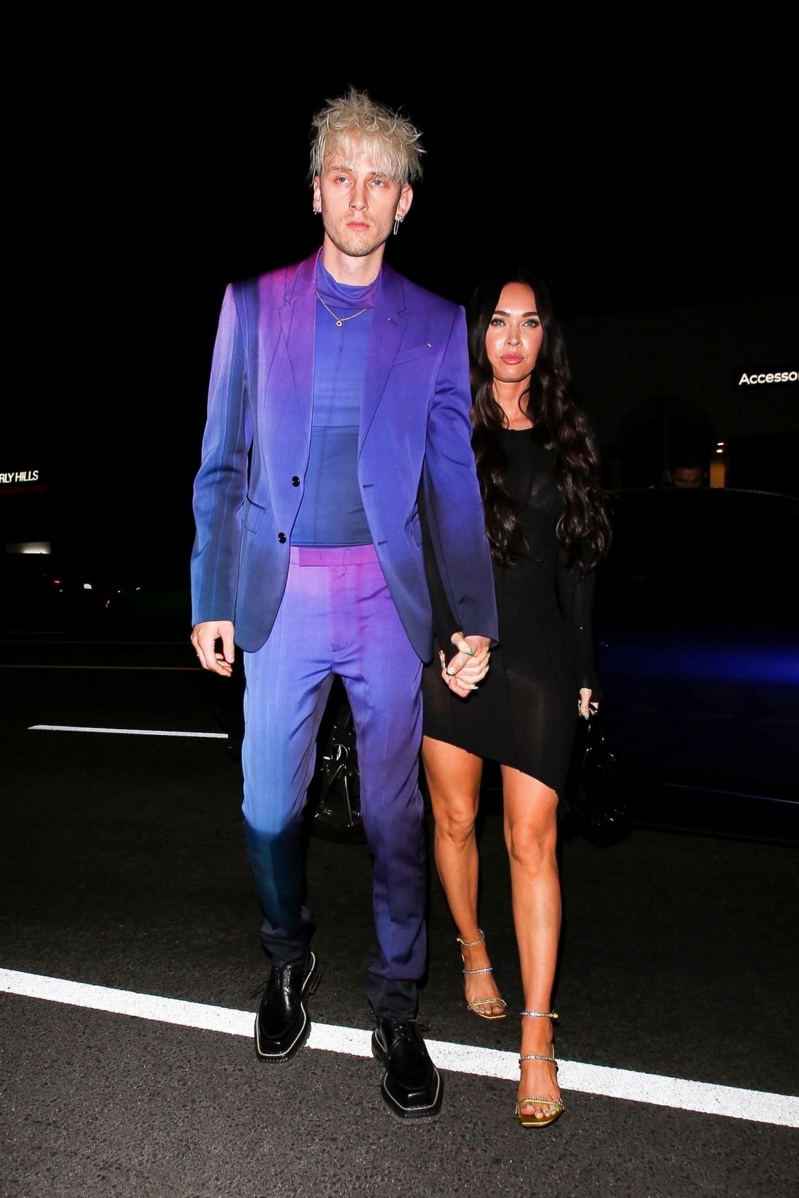 megan-fox-and-mgk-at-nice-guy-bar-party-thefappening-pro-2 megan fox and mgk at nice guy bar party thefappening pro 2