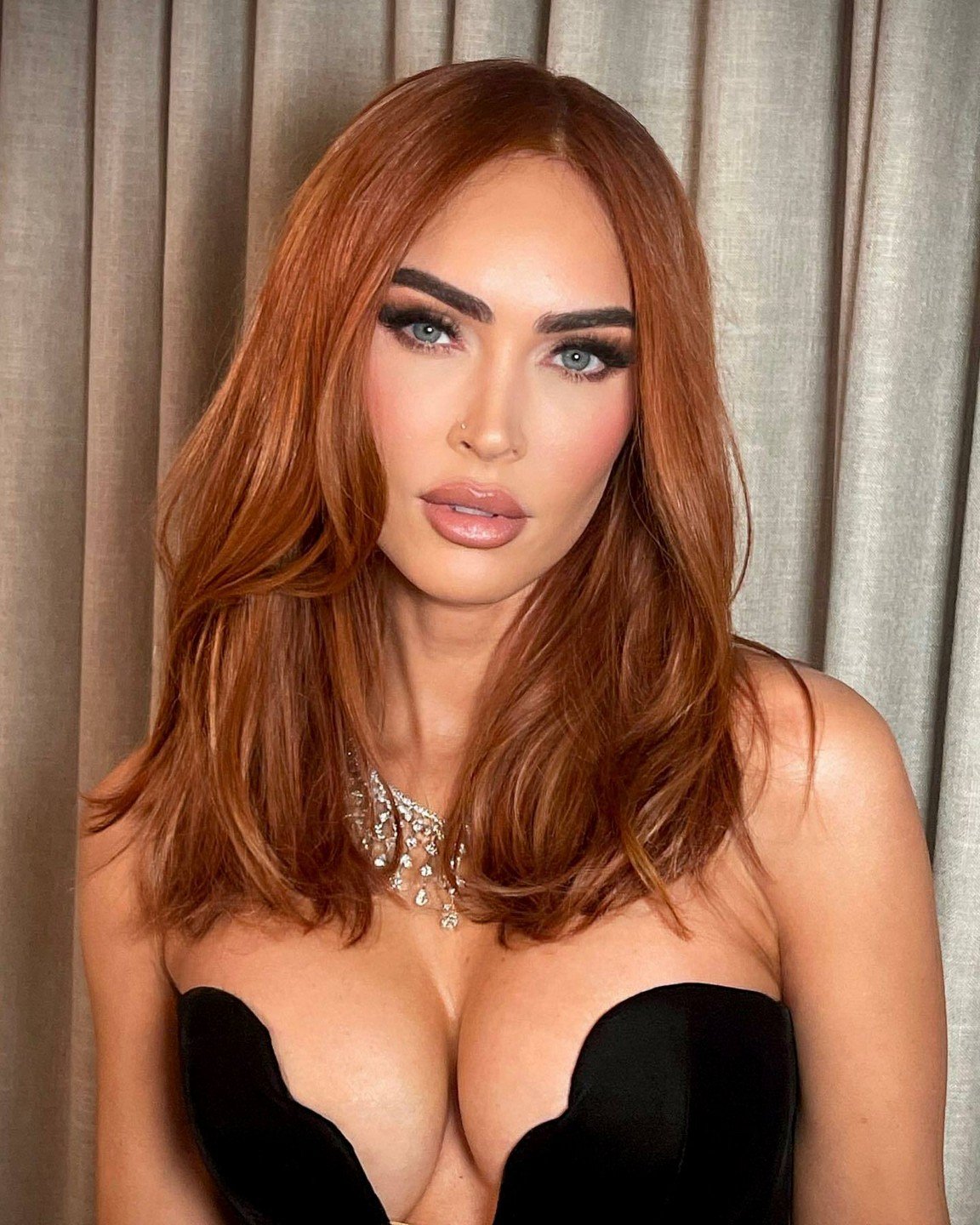 megan-fox-cleavage-thefappening-cfd-5-1 Megan Fox Boobs