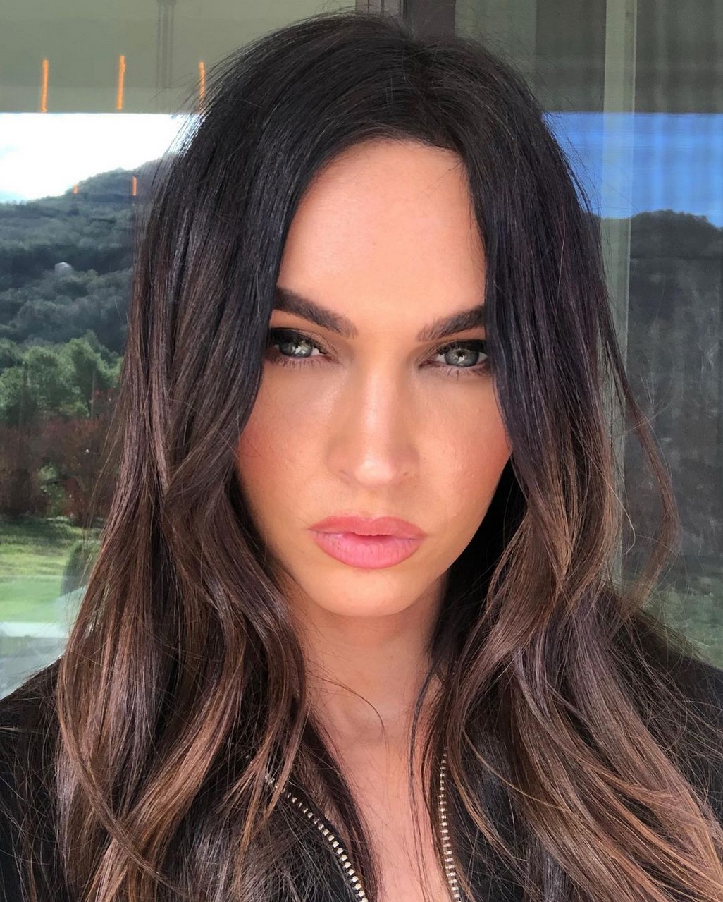 megan-fox-deep-cleavage-thefappening-pro-15 Megan Fox