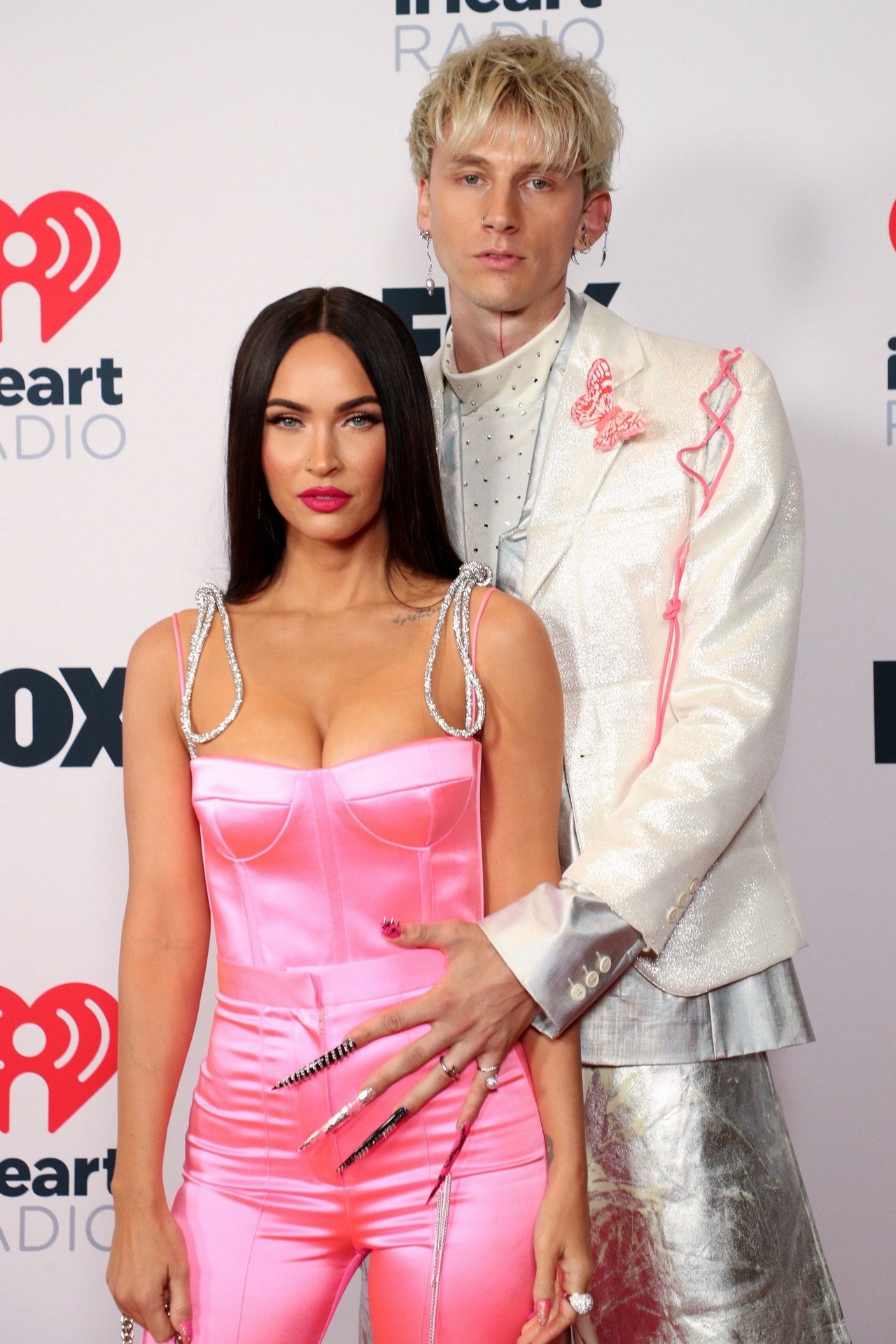 megan-fox-sexy-at-iheartradio-music-awards-2021-thefappening-cfd-23 megan fox sexy at iheartradio music awards 2021 thefappening cfd 23