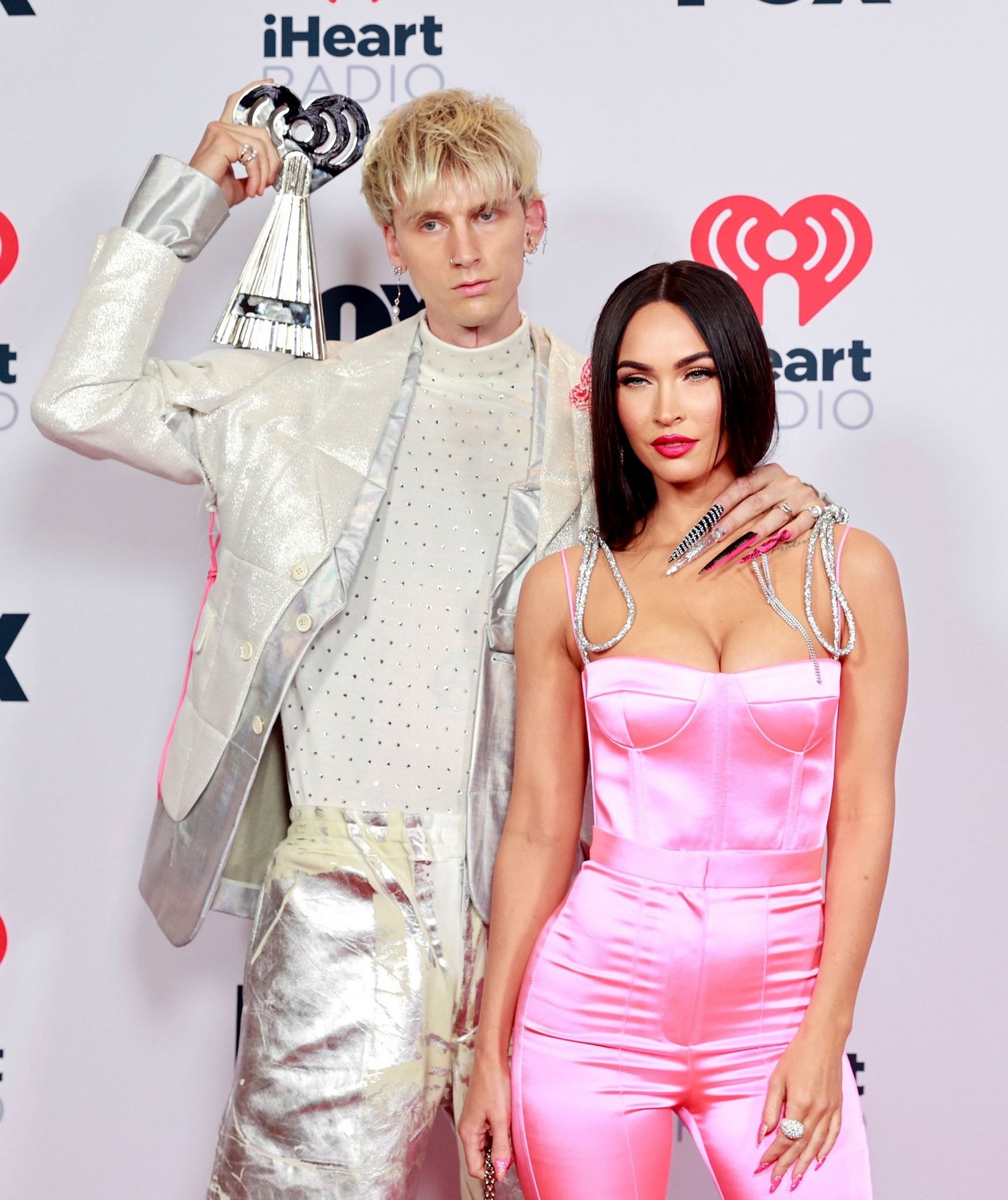 megan-fox-sexy-at-iheartradio-music-awards-2021-thefappening-cfd-28 megan fox sexy at iheartradio music awards 2021 thefappening cfd 28