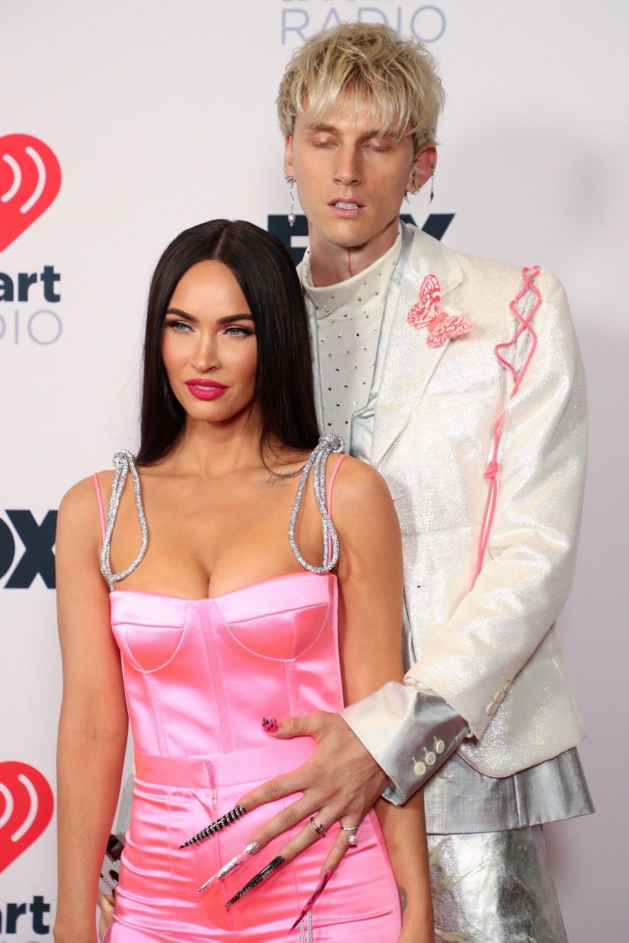 megan-fox-sexy-at-iheartradio-music-awards-2021-thefappening-cfd-5 megan fox sexy at iheartradio music awards 2021 thefappening cfd 5