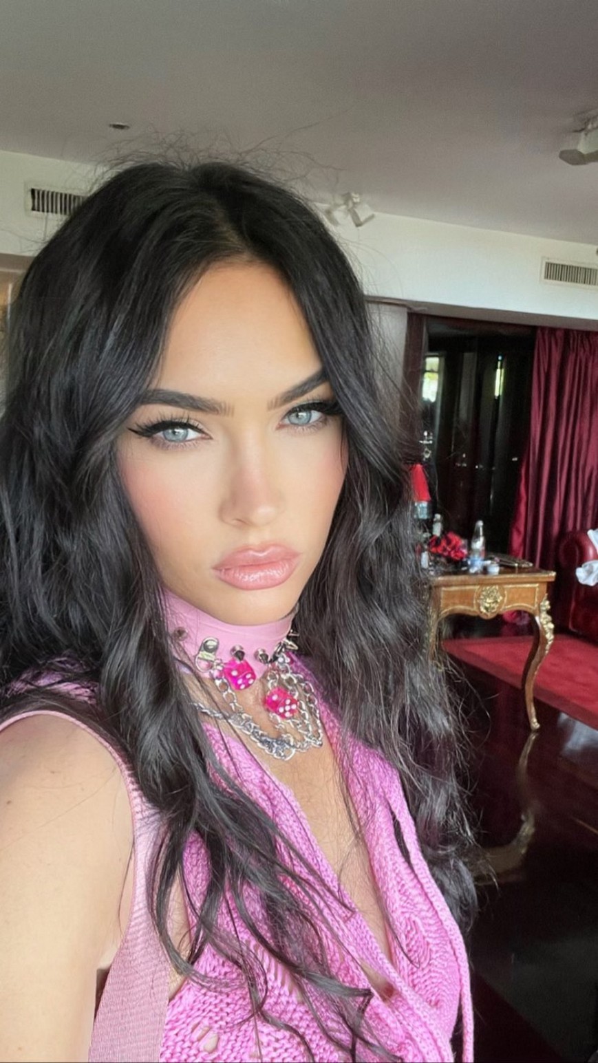 megan-fox-sexy-in-pink-thefappening-cfd-3 Megan Fox Sexy In Pink