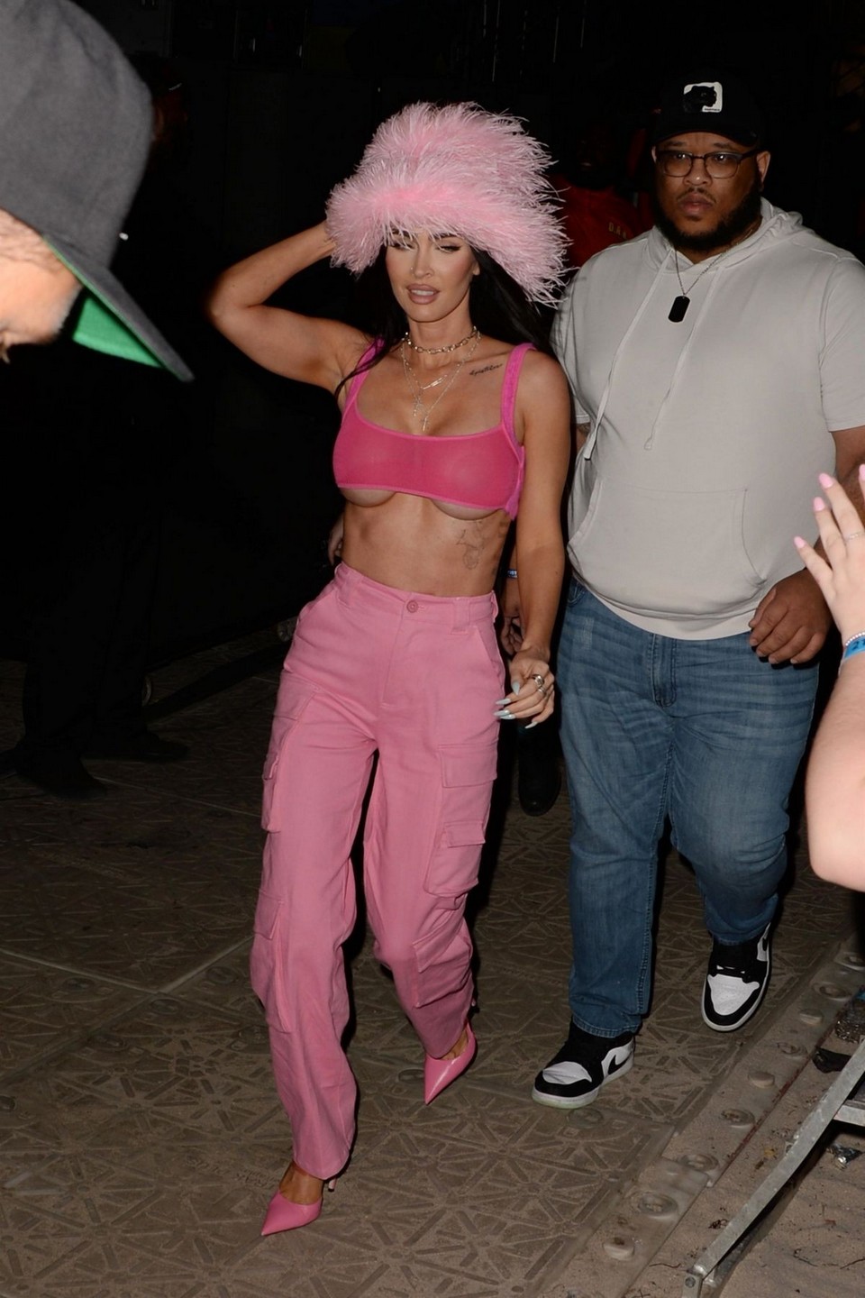 megan-fox-underboobs-thefappening-cfd-4 megan fox underboobs thefappening cfd 4