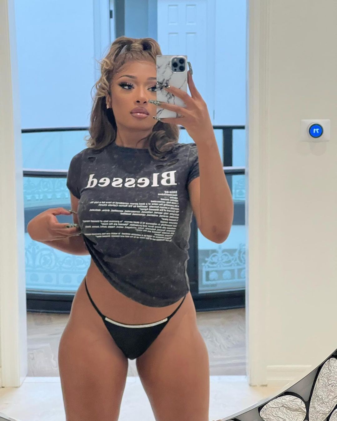 megan-thee-stallion-selfie-thefappening-cfd-4 megan thee stallion selfie thefappening cfd 4