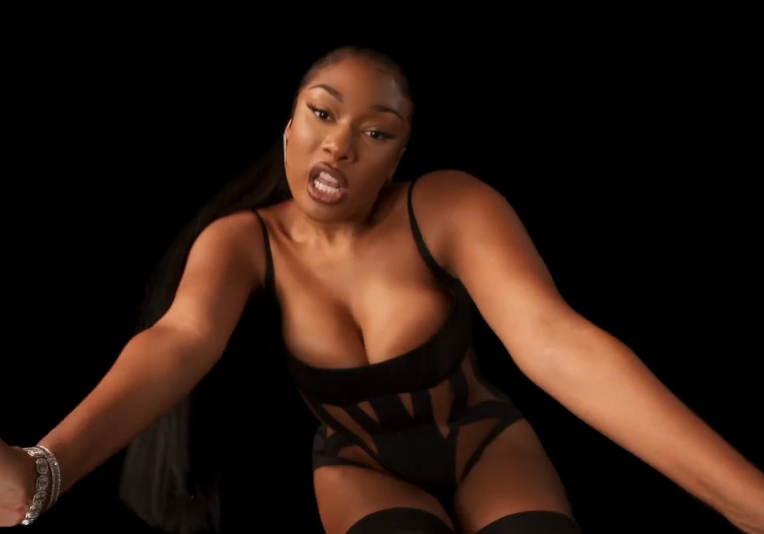 megan-thee-stallion-sexy-thefappening-cfd-8 megan thee stallion sexy thefappening cfd 8