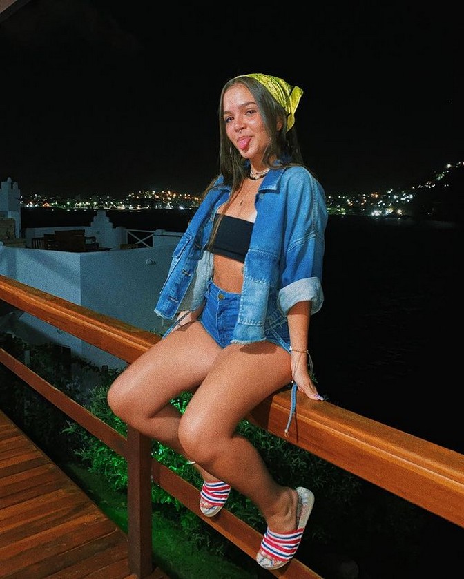 mel-maia-sexiest-pics-that-you-never-seen-before-thefappening-cfd-8 Mel Maia Feet