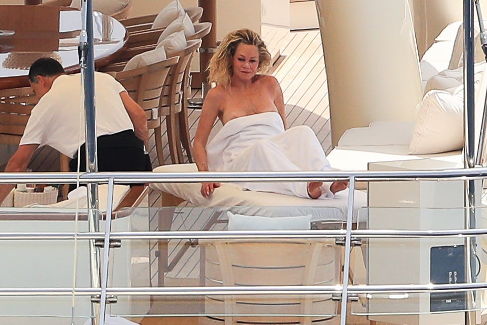 melanie-griffith-nude-2019-18 melanie griffith nude 2019 18