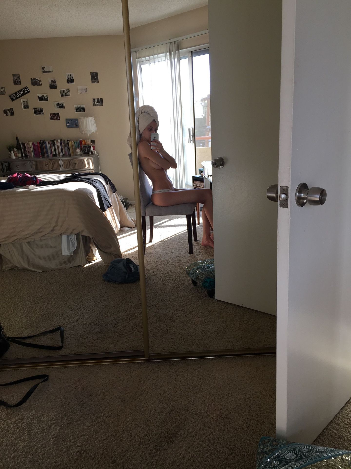mia-serafino-nude-thefappening-cfd-5 Mia Serafino Shamless Selfie
