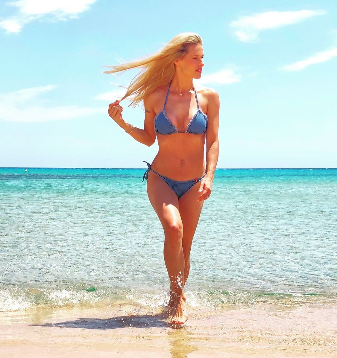 michelle-hunziker-sexy-pics-that-you-have-never-seen-before-thefappening-pro-25 michelle hunziker sexy pics that you have never seen before thefappening pro 25