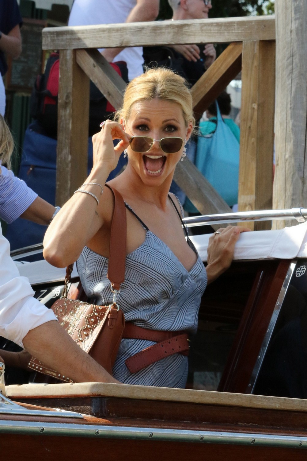 michelle-hunziker-shamless-public-attire-thefappening-pro-3 michelle hunziker shamless public attire thefappening pro 3