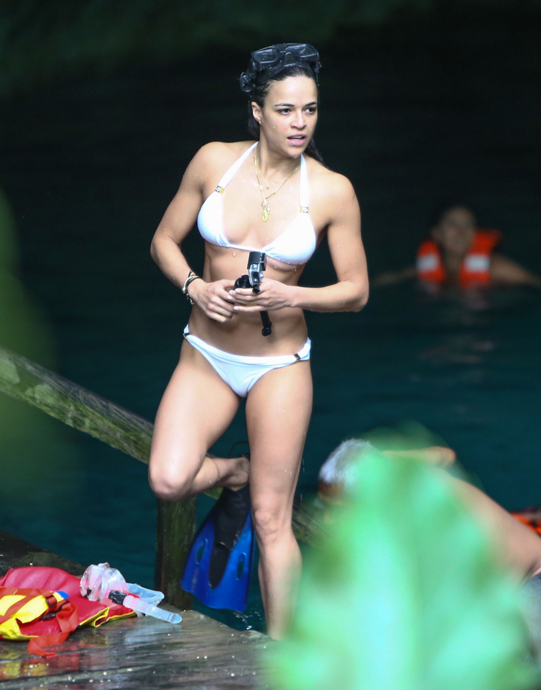 michelle-rodriguez-bikini-thefappening-cfd-25 michelle rodriguez bikini thefappening cfd 25
