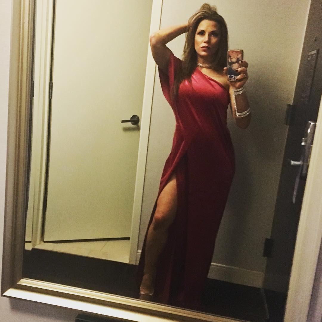 mickie-james-sexy-thefappening-cfd-5 Mickie James Selfie