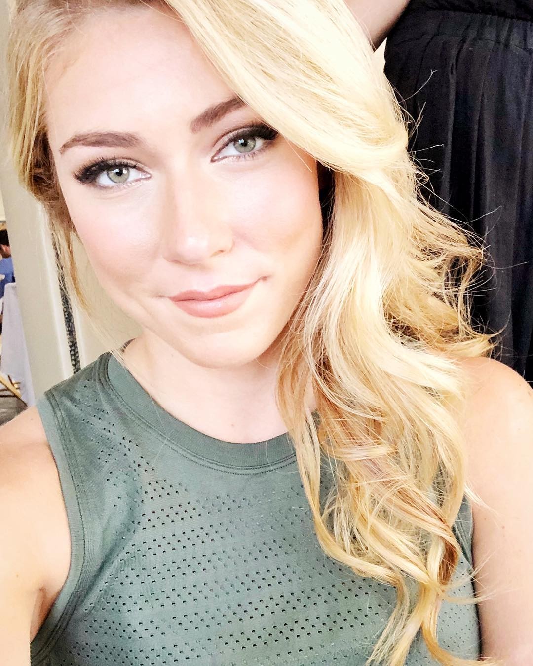 mikaela-shiffrin-near-nude-sexy-41 mikaela shiffrin near nude sexy 41