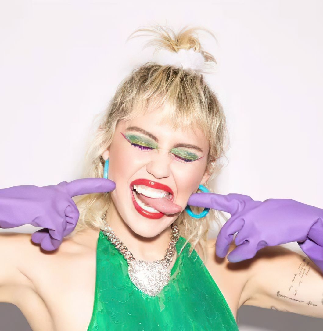 miley-cyrus-sexy-in-wall-street-journal-thefappening-pro-9 miley cyrus sexy in wall street journal thefappening pro 9