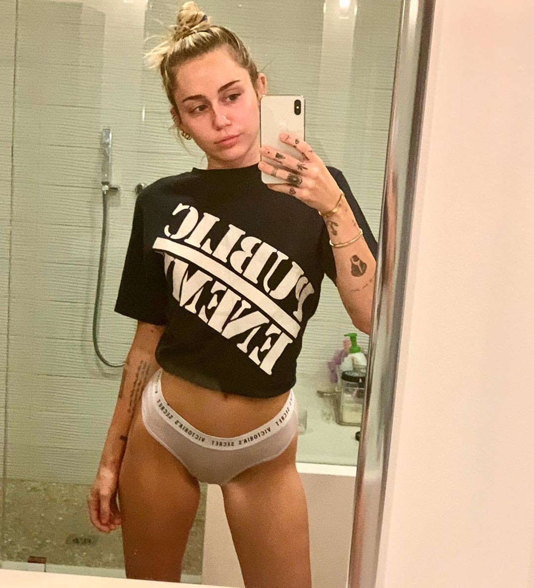 miley-cyrus-sexy-thefappening-cfd-5 miley cyrus sexy thefappening cfd 5