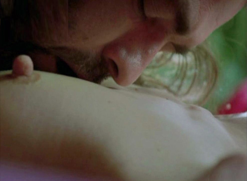 milla-jovovich-celebs-sex-scenes-15 milla jovovich celebs sex scenes 15