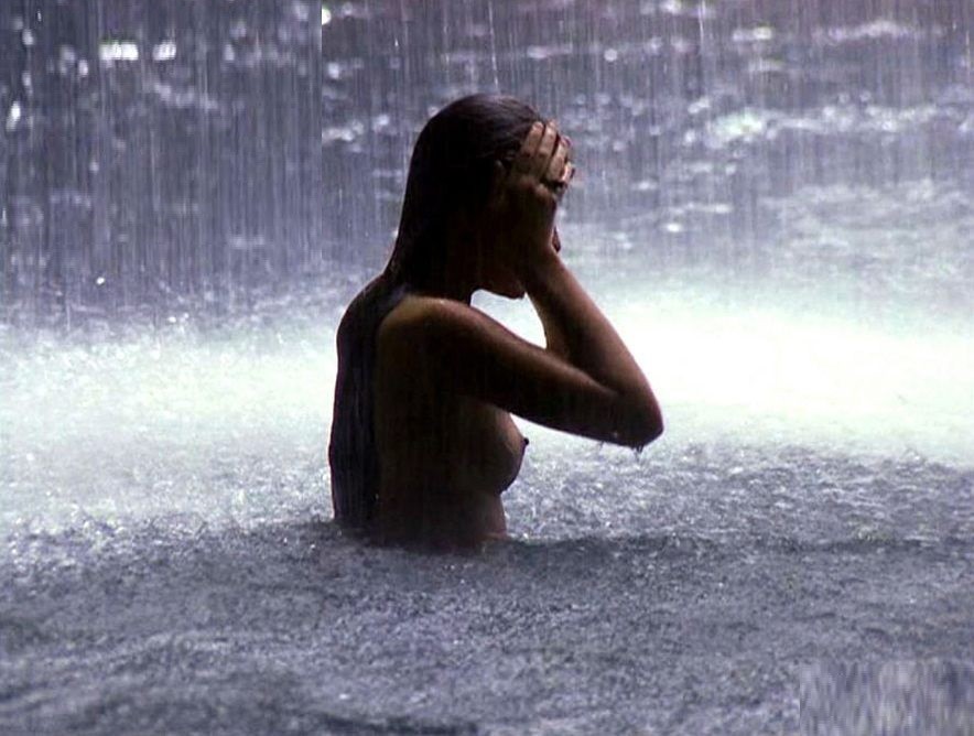 milla-jovovich-celebs-sex-scenes-29 milla jovovich celebs sex scenes 29