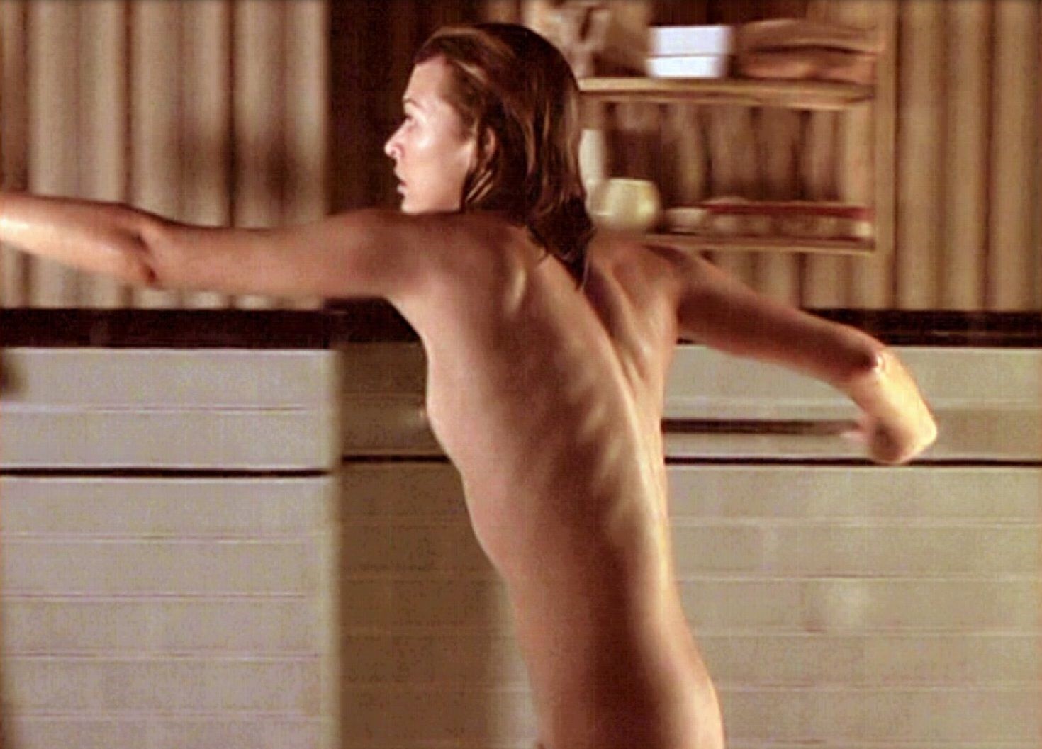 milla-jovovich-celebs-sex-scenes-42 milla jovovich celebs sex scenes 42