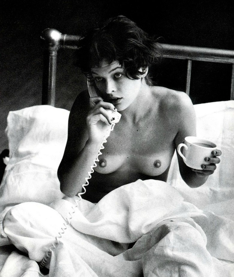 milla-jovovich-nude-professional-photoshoot-6 milla jovovich nude professional photoshoot 6