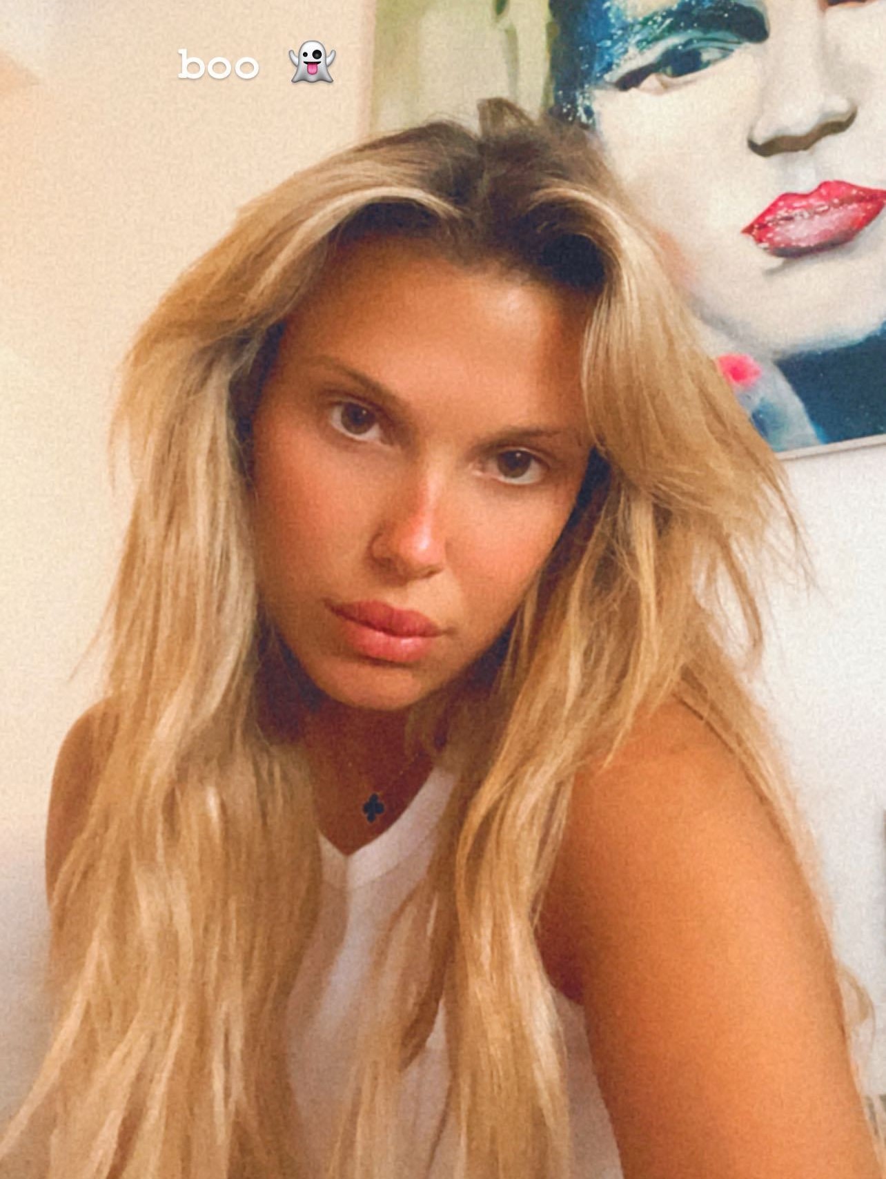 millie-bobby-brown-selfie-thefappening-cfd-2 Millie Bobby Brown Leaked Selfie
