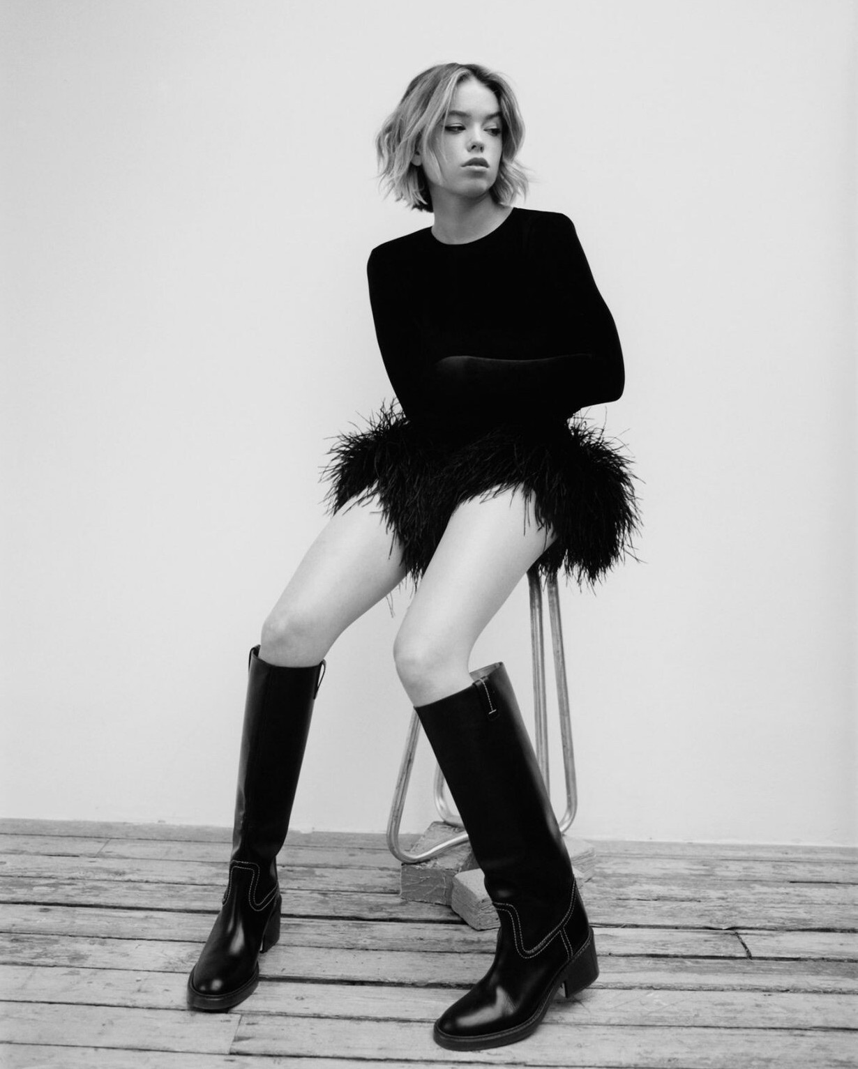 milly-alcock-leggy-thefappening-cfd-2 milly alcock leggy thefappening cfd 2