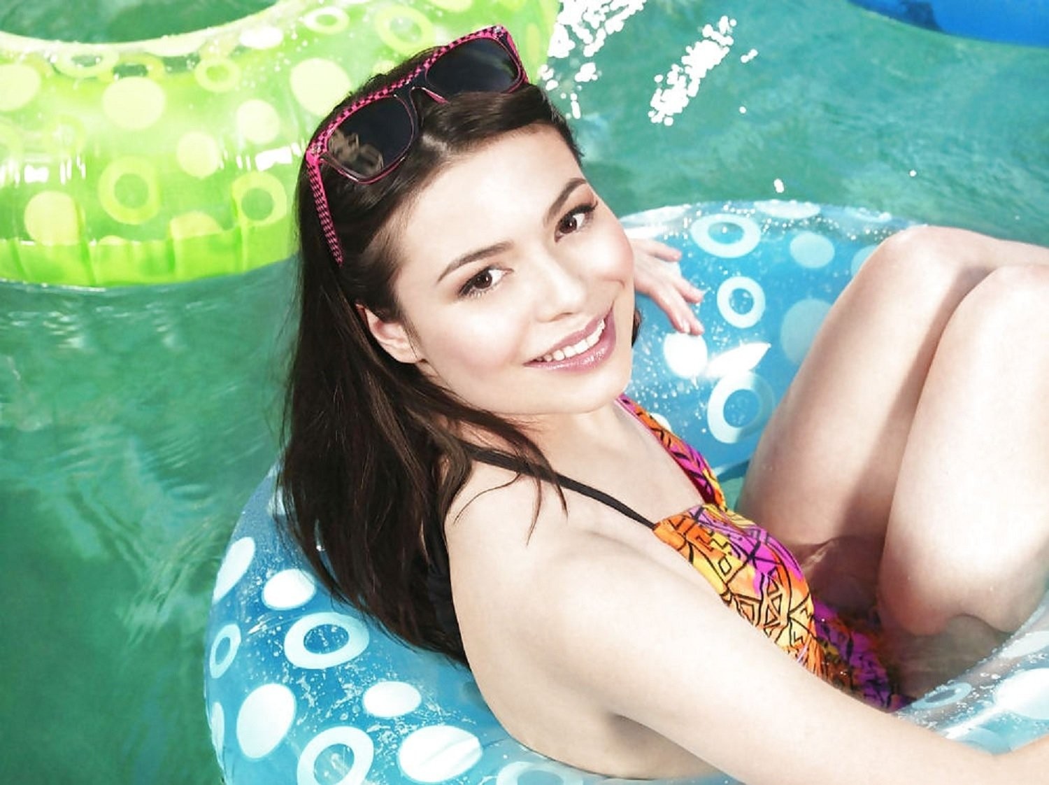 miranda-cosgrove-bikini-thefappening-cfd-7 miranda cosgrove bikini thefappening cfd 7