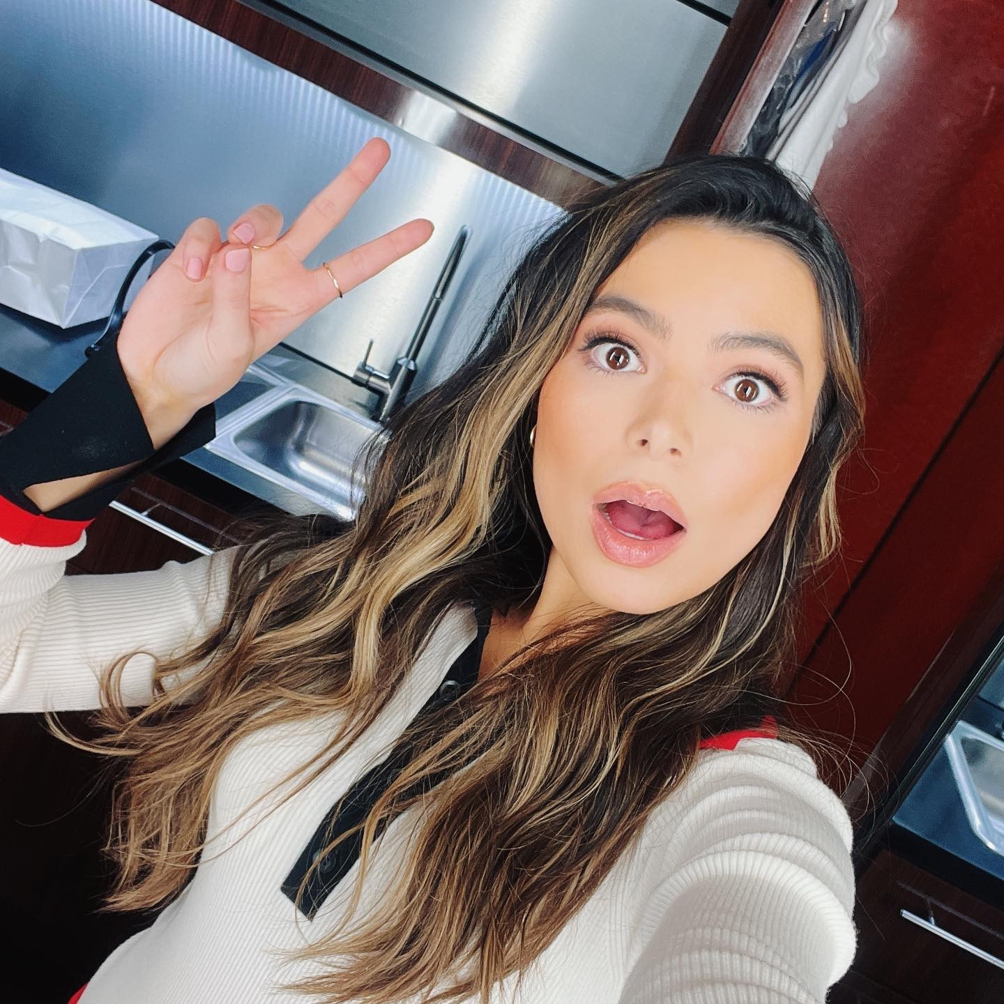 miranda-cosgrove-selfie-thefappening-cfd-10 miranda cosgrove selfie thefappening cfd 10